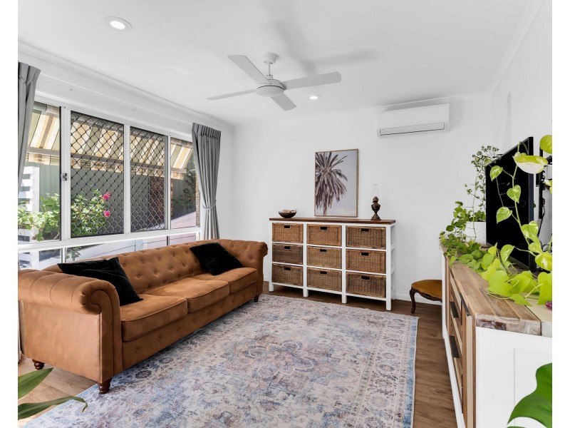 2/41J Murtha Drive, Elanora QLD 4221