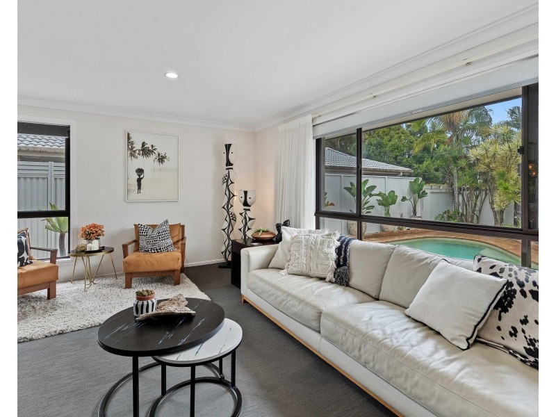 69 Dunlin Drive, Burleigh Waters QLD 4220