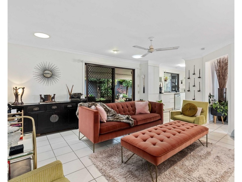 69 Dunlin Drive, Burleigh Waters QLD 4220