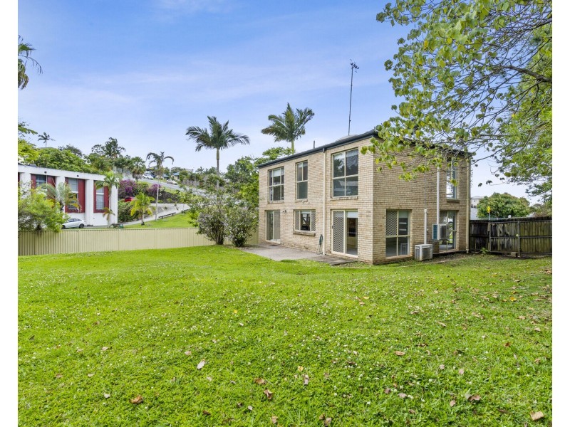 85 Angelica Street, Elanora QLD 4221