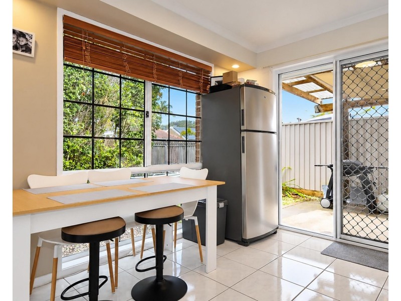 22A Waterdown Drive, Elanora QLD 4221