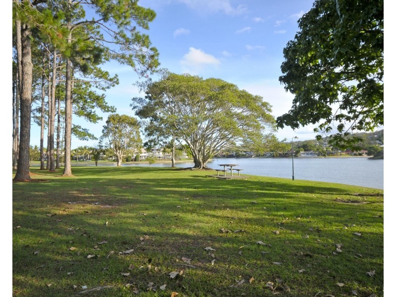 22A Waterdown Drive, Elanora QLD 4221