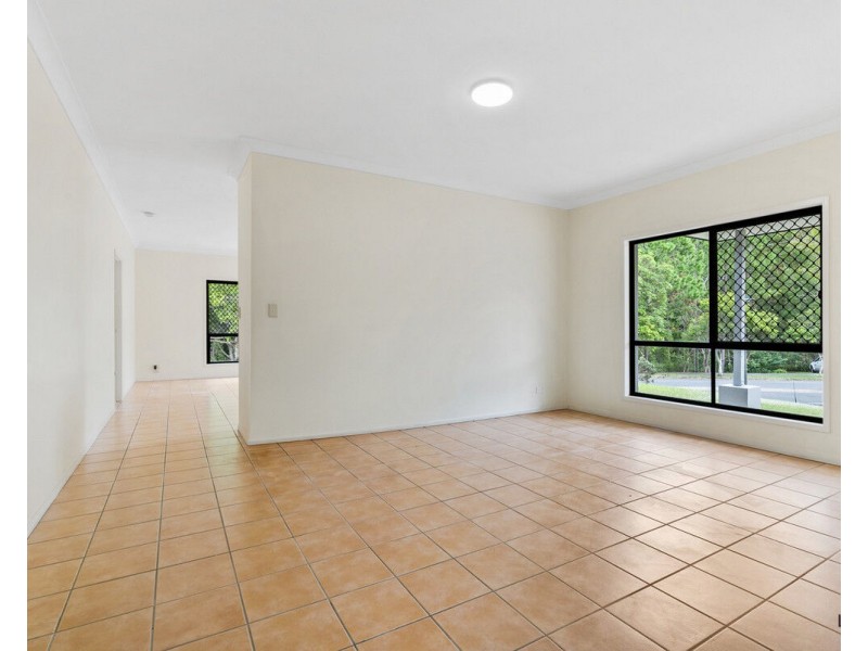 34 Mulgrave Crescent, Varsity Lakes QLD 4227