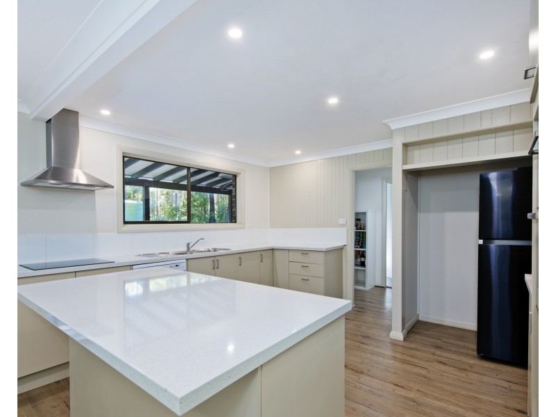 74 Frazers Creek Road, Beechwood NSW 2446