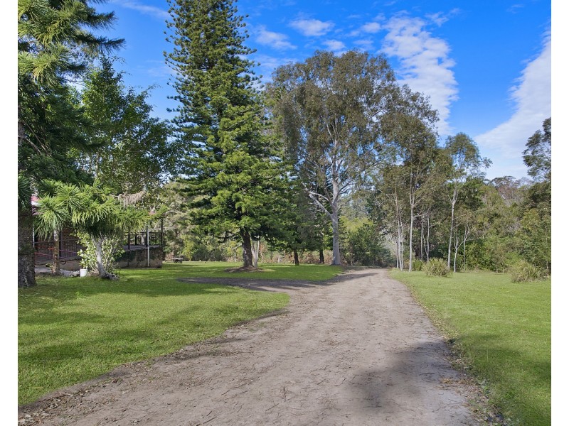 74 Frazers Creek Road, Beechwood NSW 2446