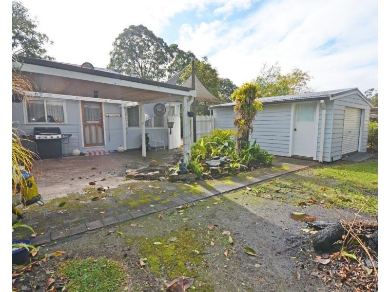 8 Station Street, Johns River NSW 2443