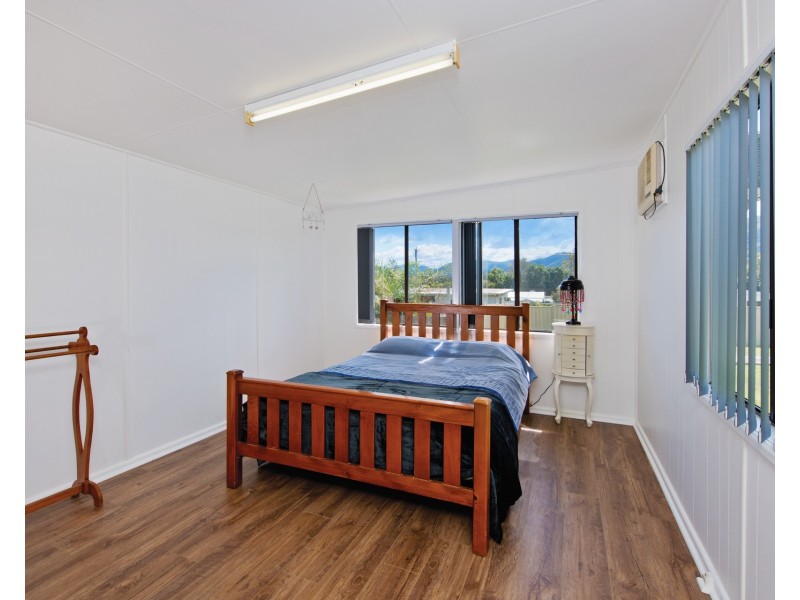 28 Henry Street, Long Flat NSW 2446