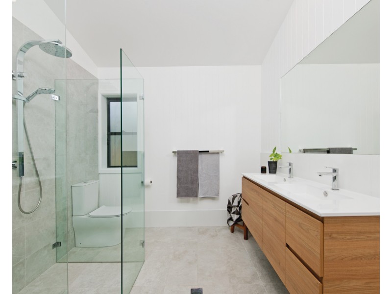 115 West Frazers Creek Road, Frazers Creek NSW 2446