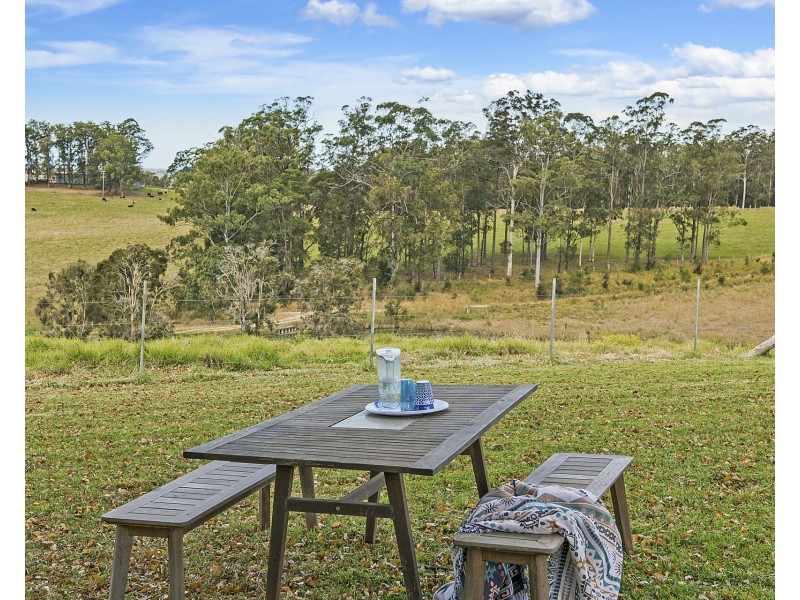 115 West Frazers Creek Road, Frazers Creek NSW 2446