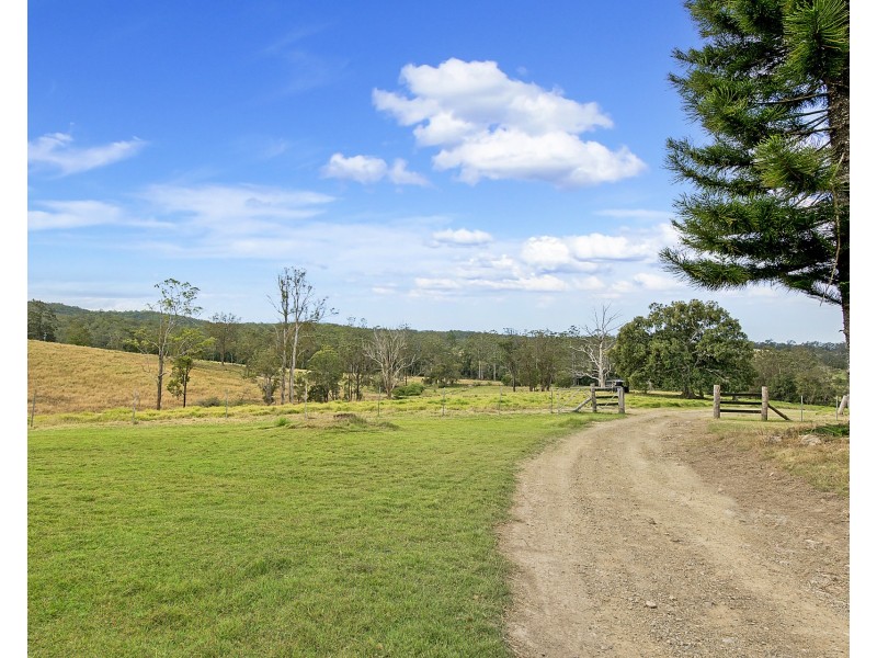 115 West Frazers Creek Road, Frazers Creek NSW 2446