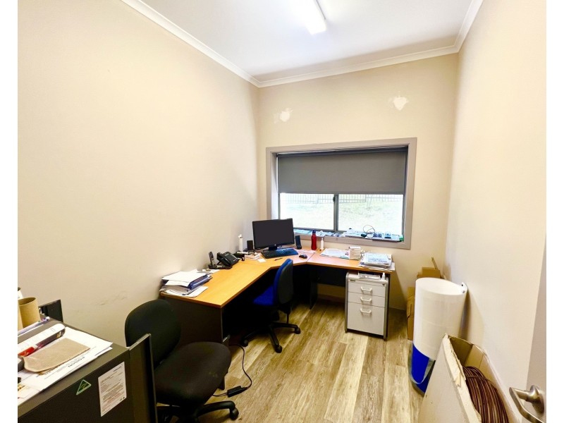 8 Trade Circuit, Wauchope NSW 2446