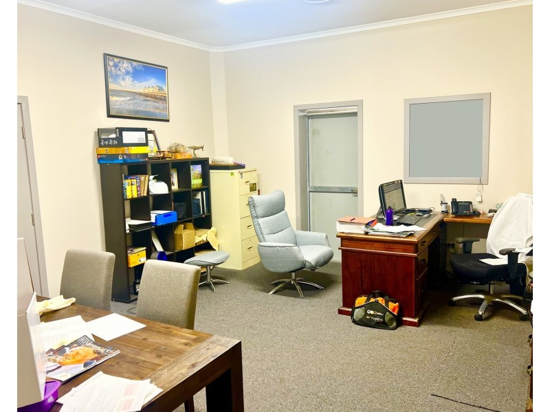 8 Trade Circuit, Wauchope NSW 2446