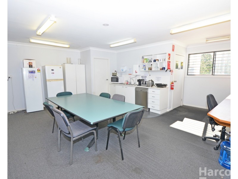 16 Nicholson Street, South Kempsey NSW 2440