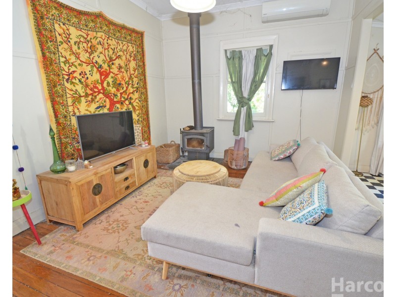 8 Station Street, Johns River NSW 2443