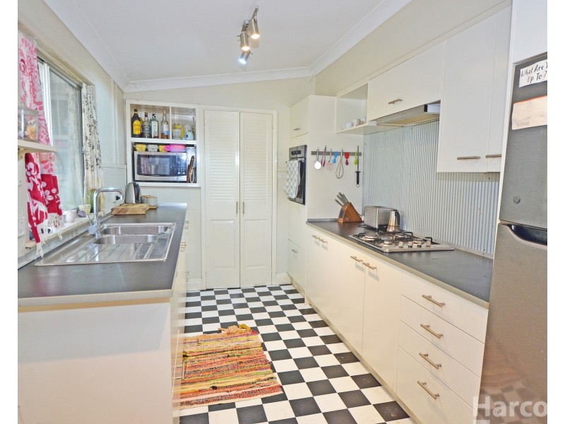 8 Station Street, Johns River NSW 2443