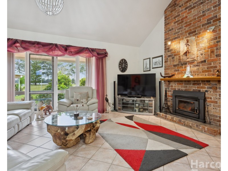 58 McMillan Drive, Blackmans Point NSW 2444