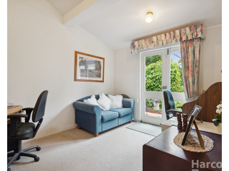 58 McMillan Drive, Blackmans Point NSW 2444