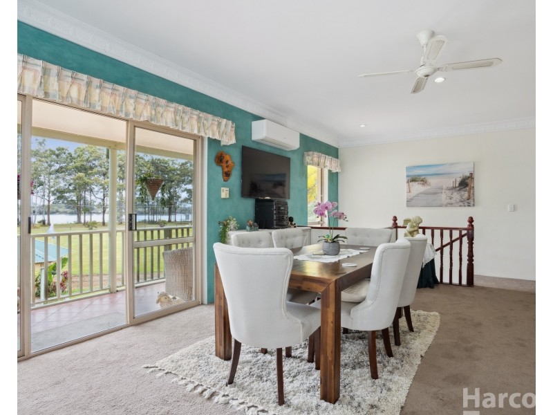 58 McMillan Drive, Blackmans Point NSW 2444