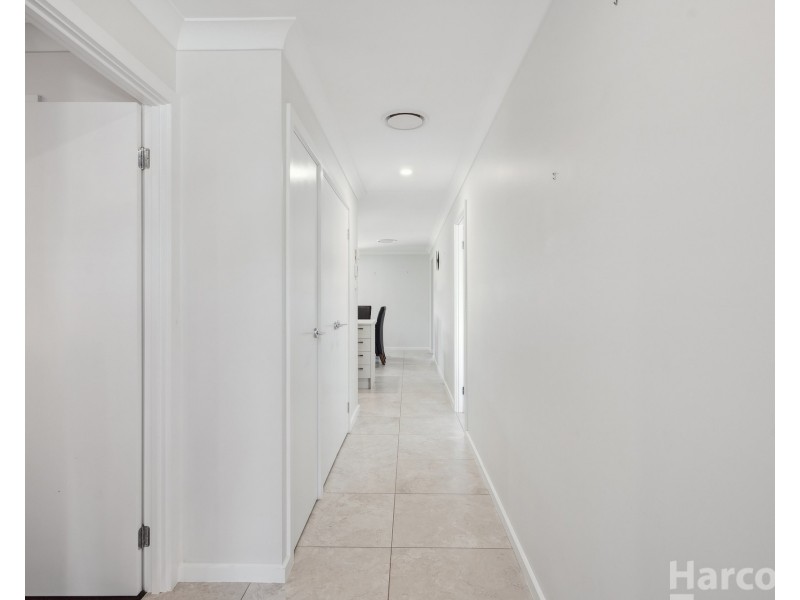 8 Leaders Way, Wauchope NSW 2446