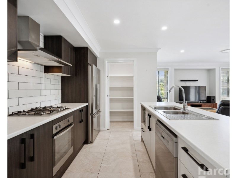 8 Leaders Way, Wauchope NSW 2446
