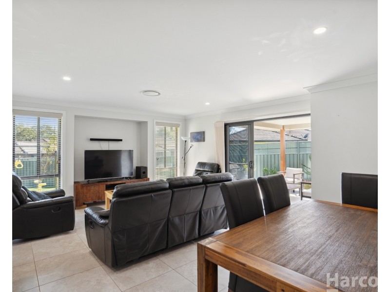 8 Leaders Way, Wauchope NSW 2446