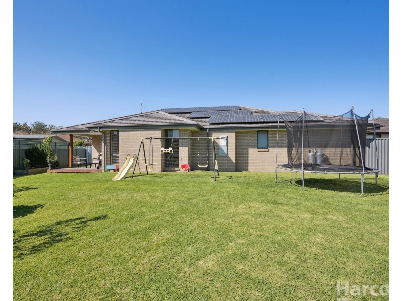 8 Leaders Way, Wauchope NSW 2446