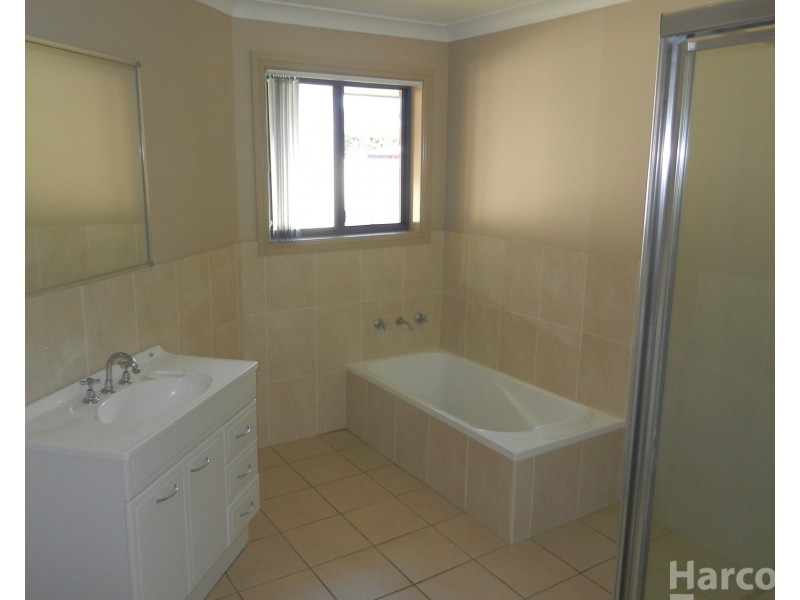 2/32 Colonial Circuit, Wauchope NSW 2446