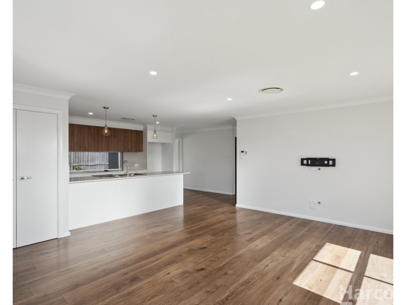 7 Marchment Street, Thrumster NSW 2444