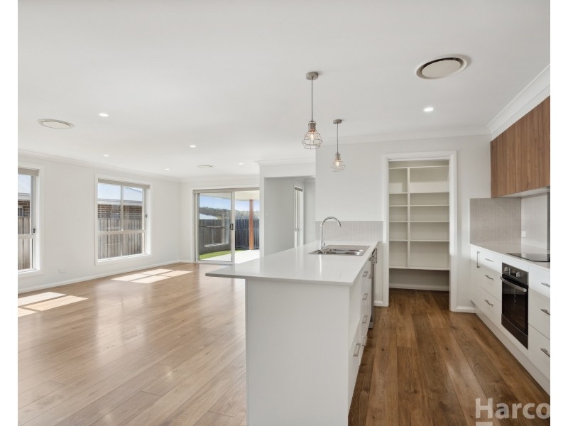 7 Marchment Street, Thrumster NSW 2444