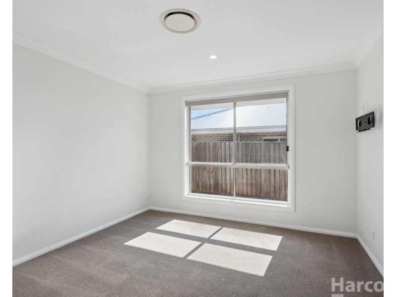 7 Marchment Street, Thrumster NSW 2444