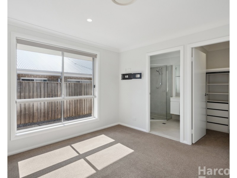 7 Marchment Street, Thrumster NSW 2444