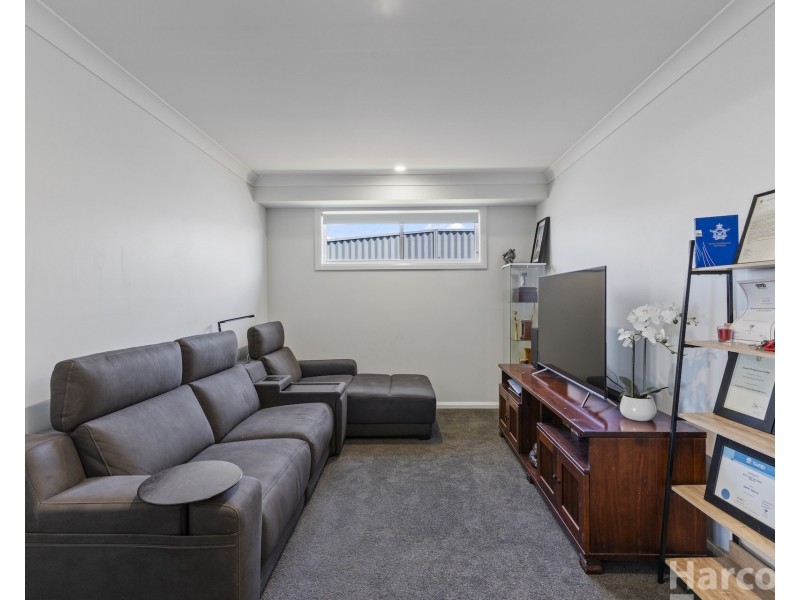 14 Meares Circuit, Thrumster NSW 2444