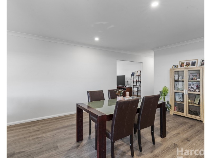 14 Meares Circuit, Thrumster NSW 2444
