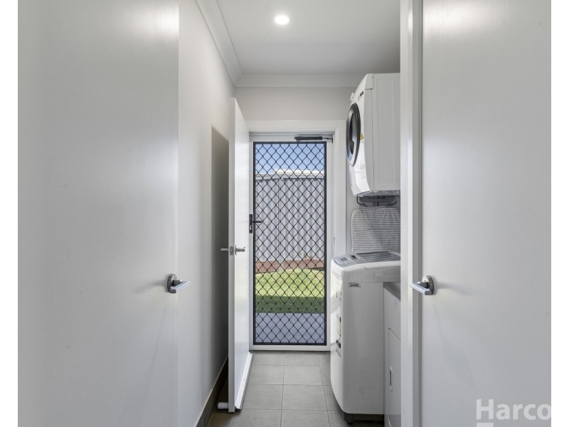 14 Meares Circuit, Thrumster NSW 2444