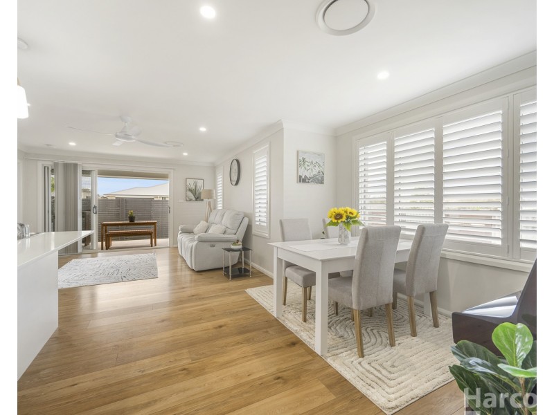 2 Marchment Street, Thrumster NSW 2444