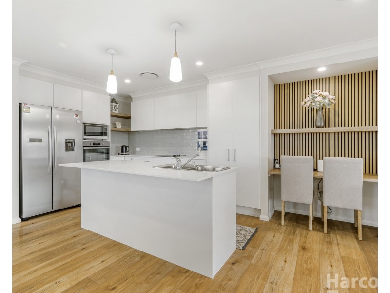 2 Marchment Street, Thrumster NSW 2444