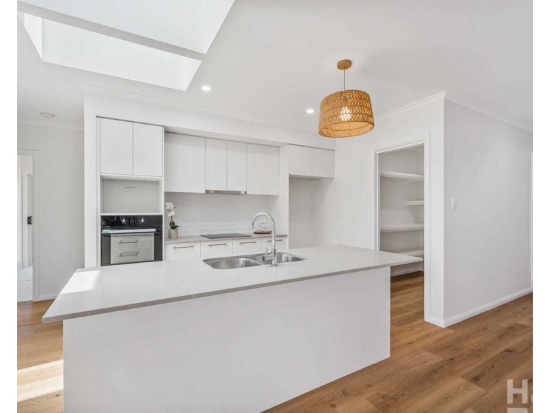 3 Strathallan Terrace, Thrumster NSW 2444