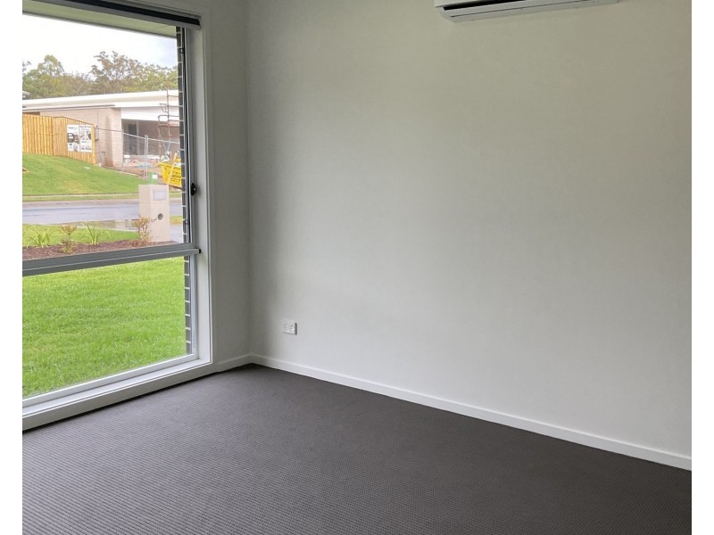 10 Strathallan Avenue, Thrumster NSW 2444