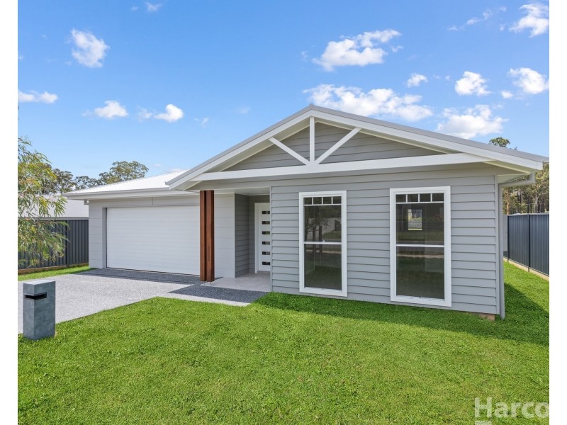 27 Strathallan Terrace, Thrumster NSW 2444