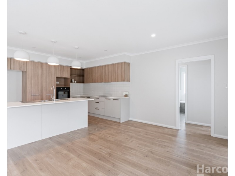27 Strathallan Terrace, Thrumster NSW 2444