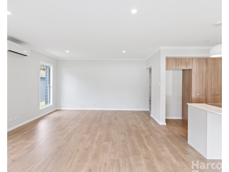 27 Strathallan Terrace, Thrumster NSW 2444