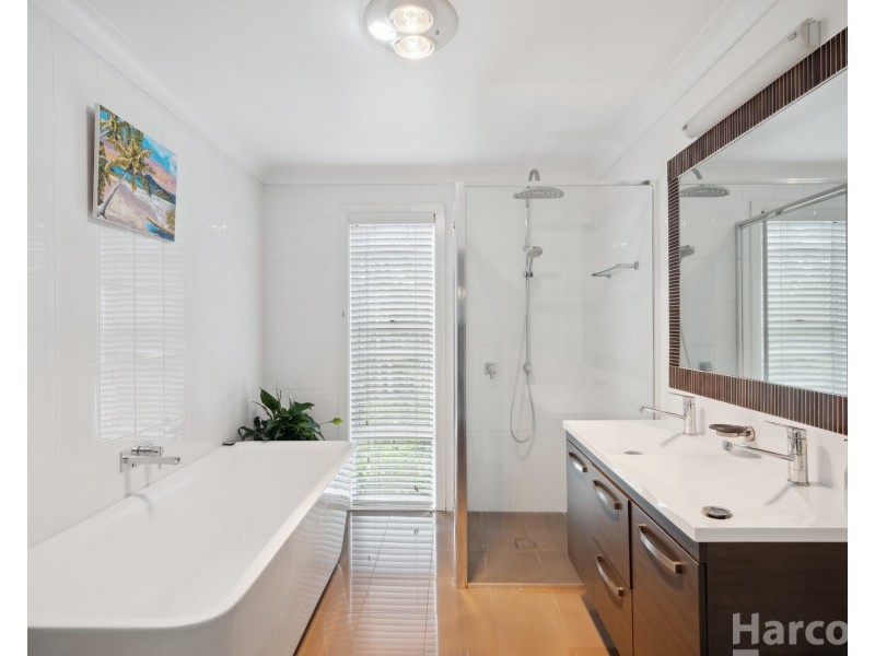 38 Erin Drive, King Creek NSW 2446