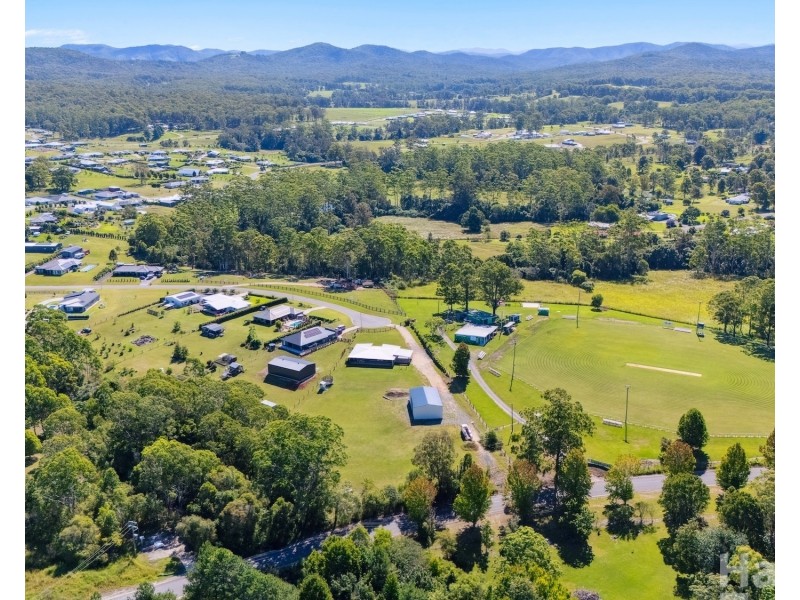 40 Kittyhawk Place, Beechwood NSW 2446