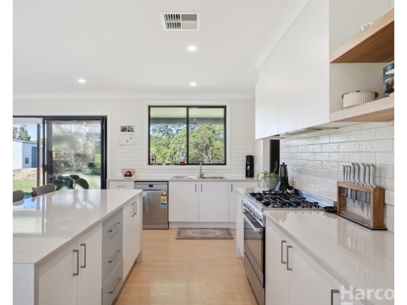 40 Kittyhawk Place, Beechwood NSW 2446