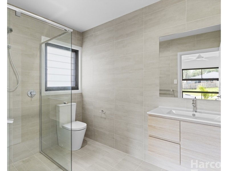 9 Eskdale Grove, Thrumster NSW 2444