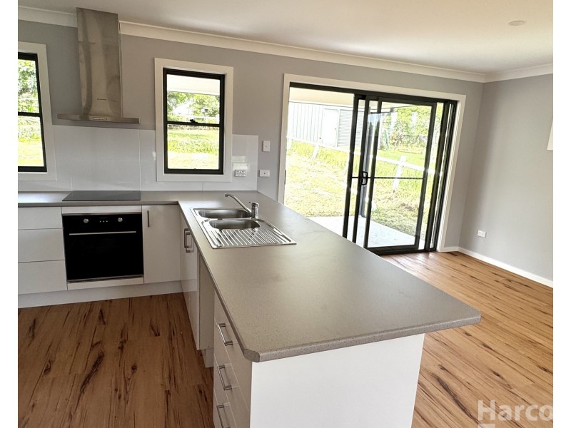 5049 Oxley Highway, Long Flat NSW 2446