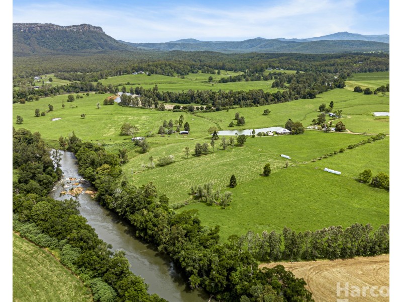 212 Hewens Road, Brombin NSW 2446