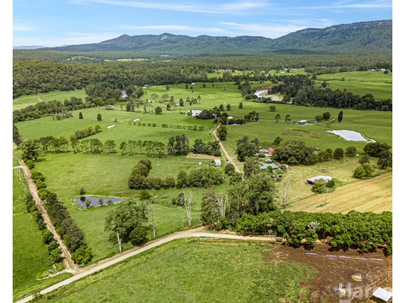 212 Hewens Road, Brombin NSW 2446