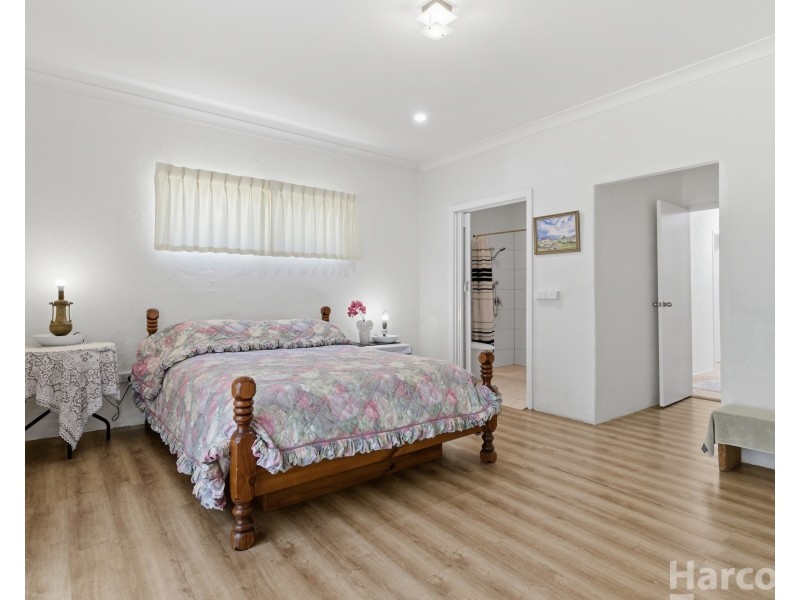 120 McMillan Drive, Blackmans Point NSW 2444