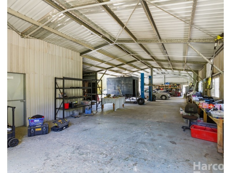 120 McMillan Drive, Blackmans Point NSW 2444